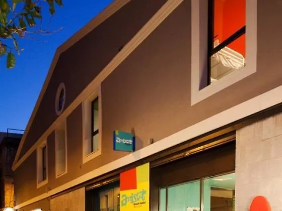 Amistat Beach Hostel Barcellona