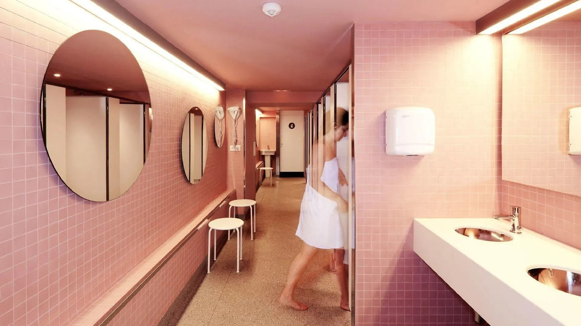 Amistat Beach Hostel Barcelona 0*,